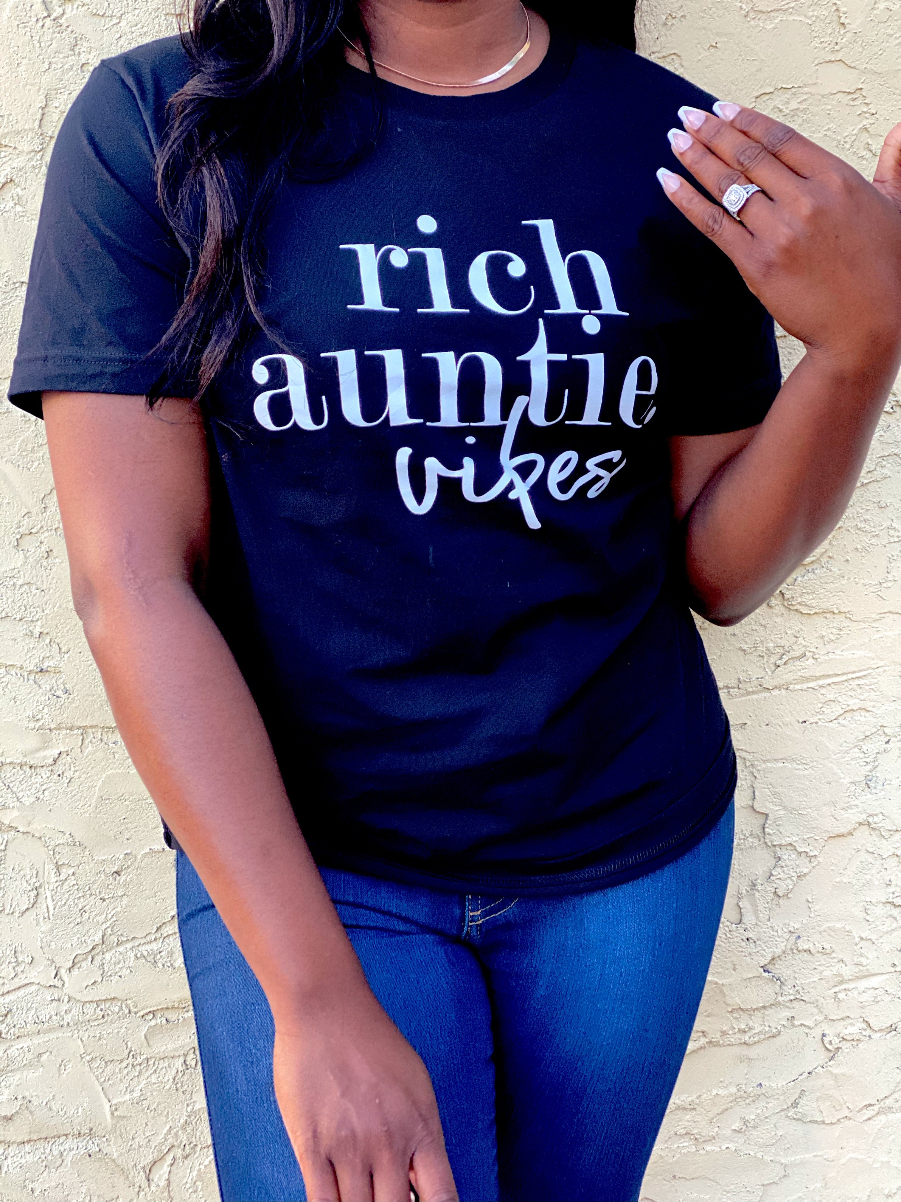 Rich Auntie Vibes Tee 🤑